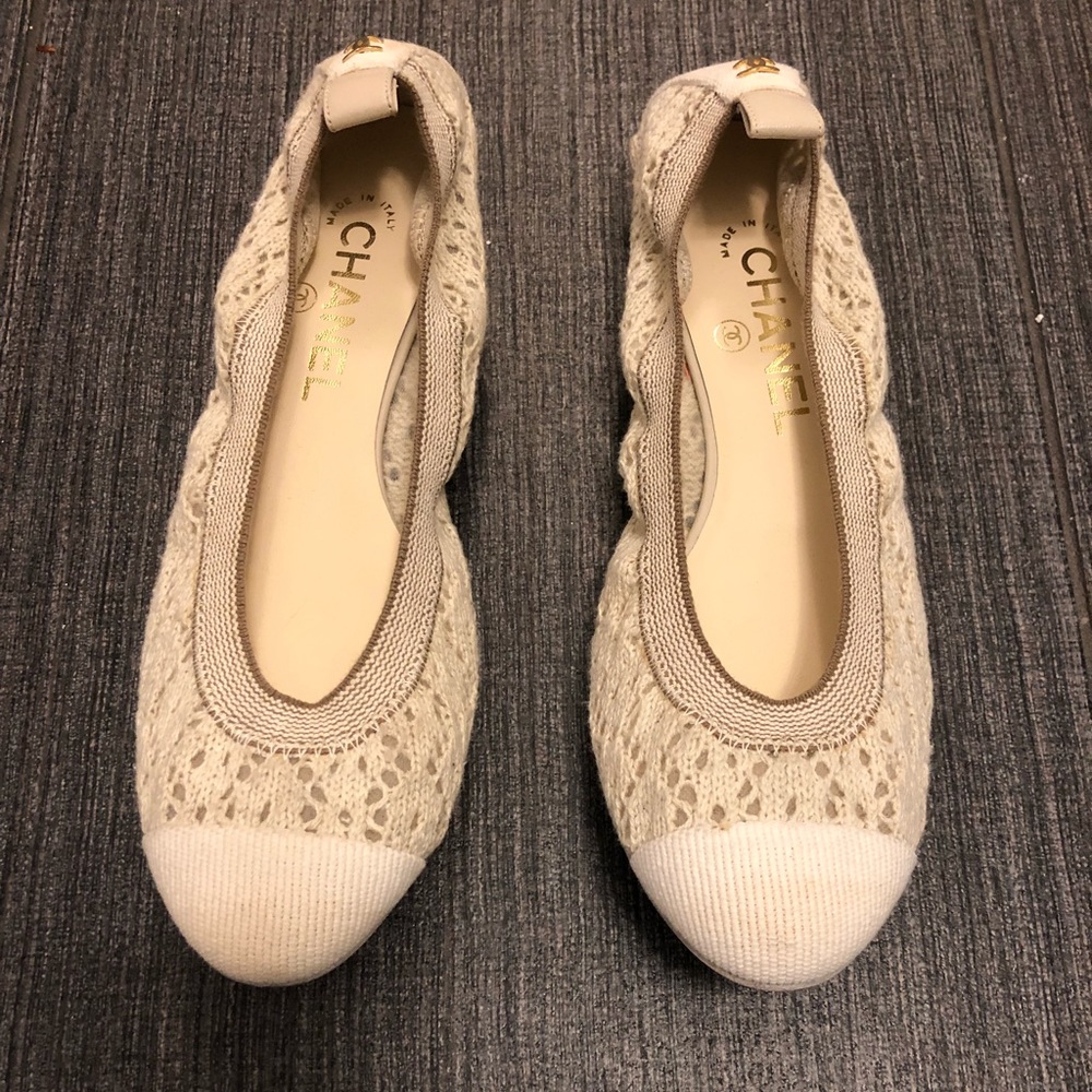 CHANEL ivory crochet flats size 37.5